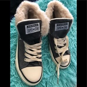 🙈FUR LINED SNEAKERS 💕